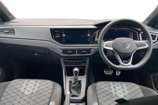 Volkswagen Polo Photo autoimg-f24bc228f0fb501e07b9f2a377264c5dc2ad7719.jpg