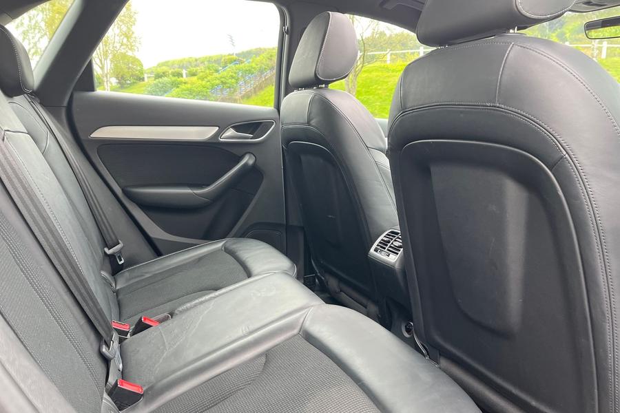 Audi Q3 Photo autoimg-f24f8a440fdaa611faa041b392d51e693b1087d8.jpg