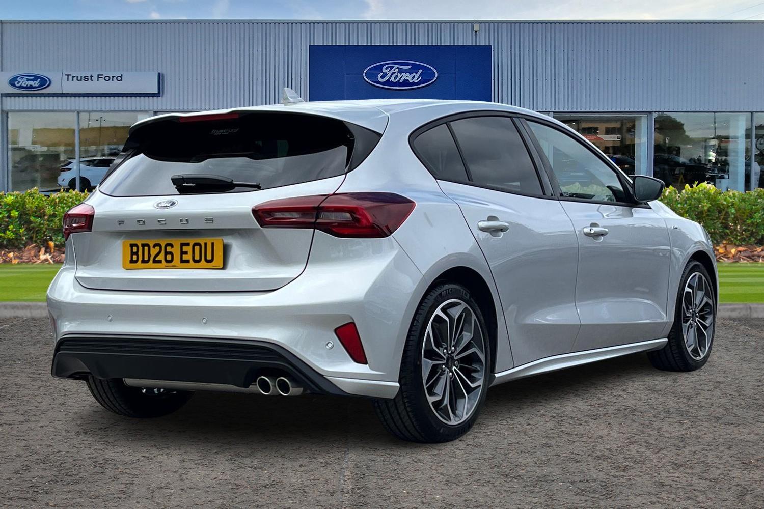 Ford Focus Photo 3