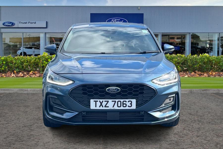 Ford Focus Photo autoimg-f250e639e89cddc4089f97d4a3d09e651e0258c0.jpg