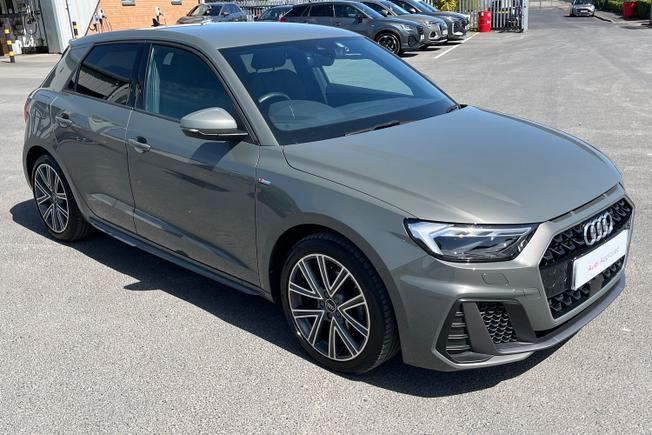 AUDI A1 Photo 21