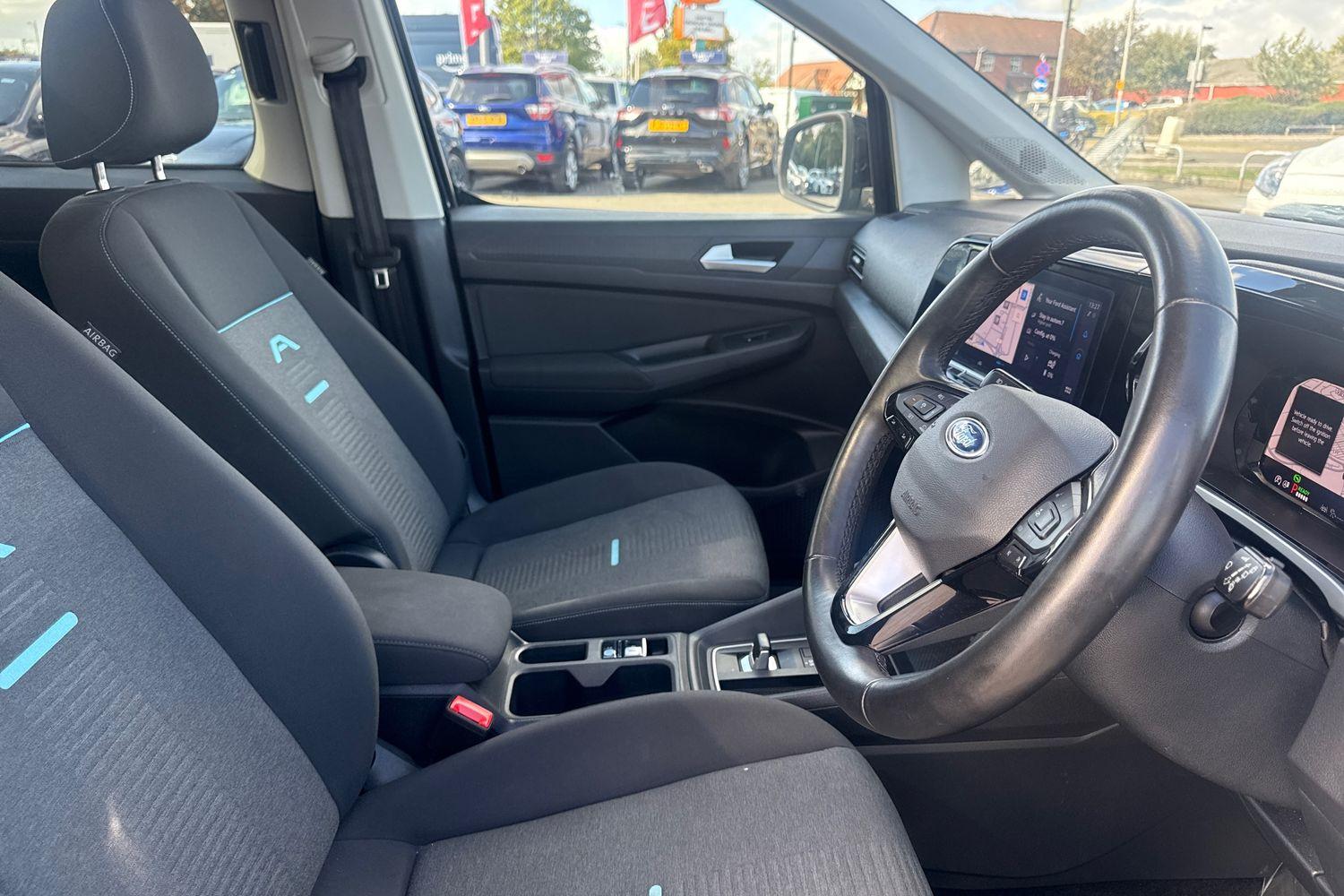 Ford GRAND TOURNEO CONNECT Photo 16