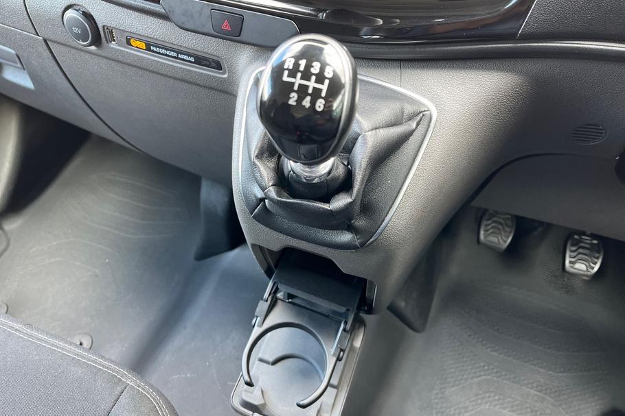 Used Ford TRANSIT CUSTOM HT21GZK 27