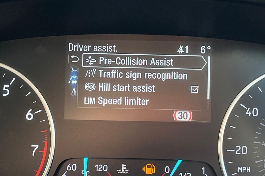 Ford ECOSPORT Photo autoimg-f25b25b5f54e191d97611f1c8ece1e0e6a8dc0a7.jpg