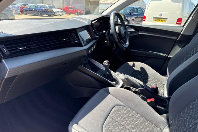 AUDI A1 Photo 28