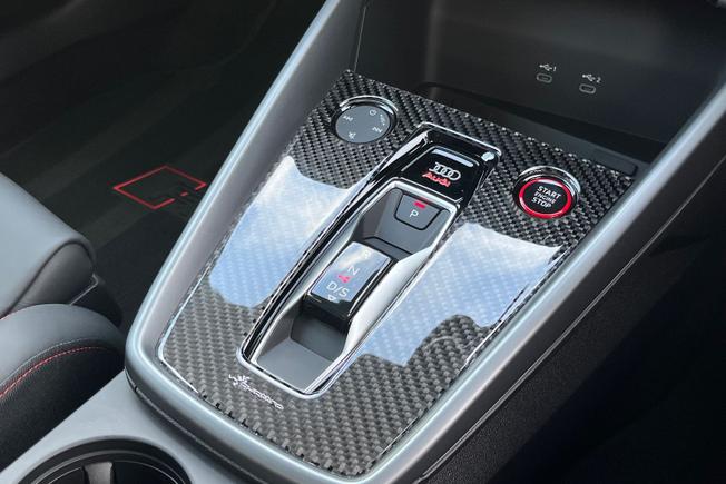AUDI RS3 Photo 37