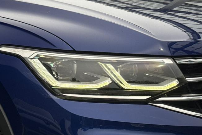 VOLKSWAGEN Tiguan Photo 19