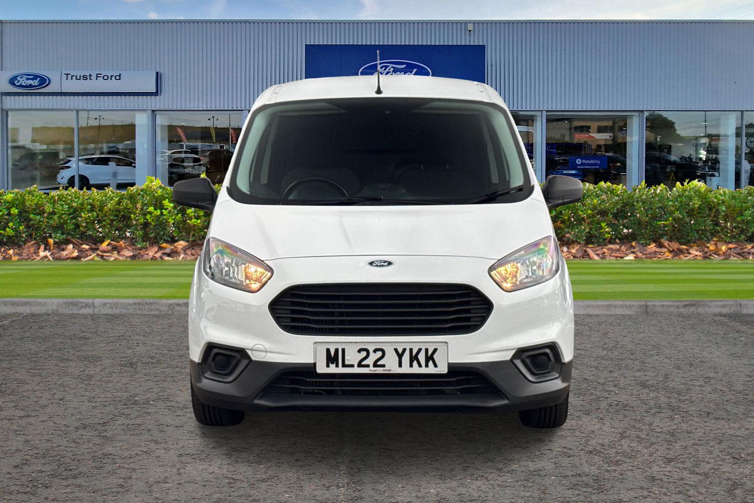 Ford TRANSIT COURIER Photo 11
