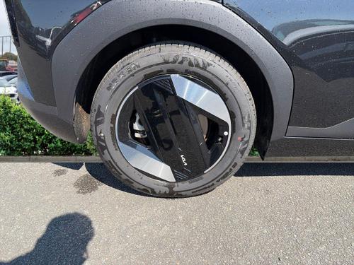 Kia EV4 Photo autoimg-f2688b8f396f03d608afb49e38a68fb4f6acfc3e.jpg