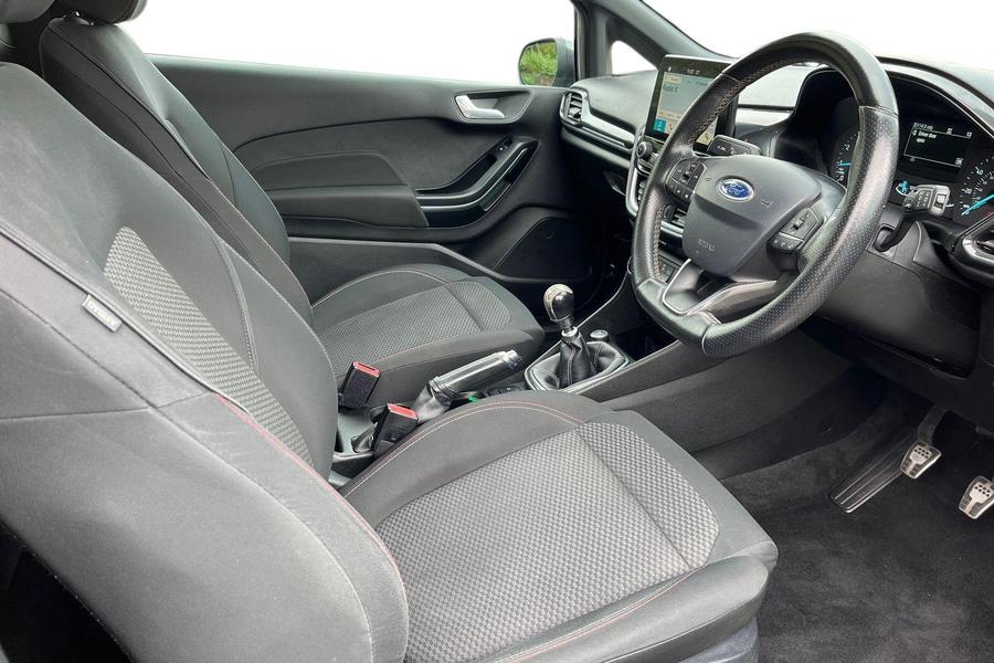 Ford Fiesta Photo autoimg-f26a4df41f0be18e67f0968596b5688767f43616.jpg