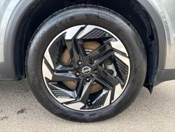 NISSAN Qashqai Photo 5