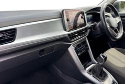 VOLKSWAGEN T-Roc Photo 2