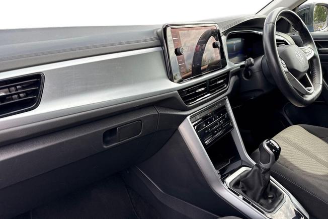 VOLKSWAGEN T-Roc Photo 2