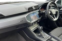 AUDI Q3 Photo 2