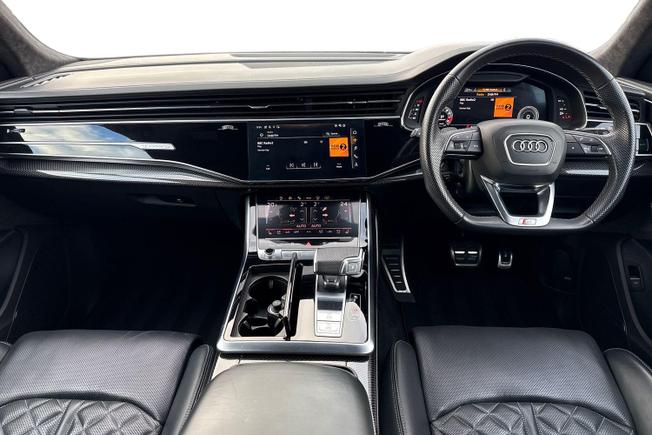 Audi SQ8 Photo 10