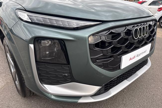 Audi Q3 Photo 23