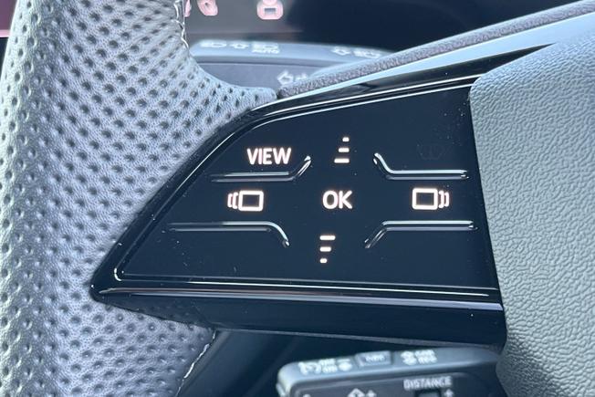 AUDI A6 Photo 16