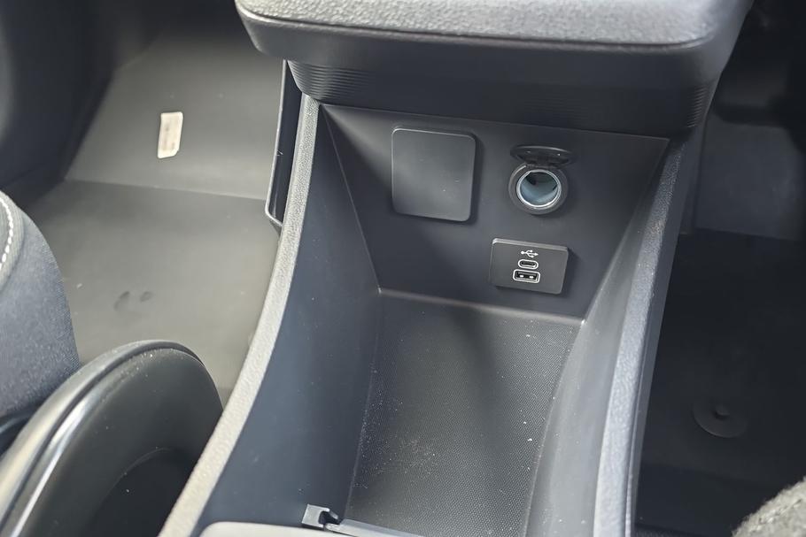 Used FORD TRANSIT COURIER JMZ5483 38