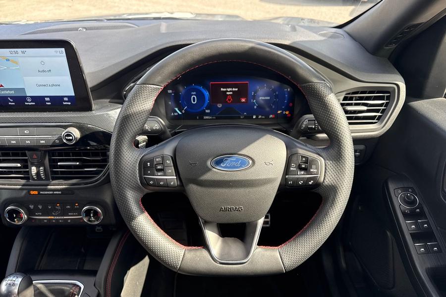 Ford KUGA Photo autoimg-f27a06d28c3c4656bfe3370c00f10523741643e5.jpg