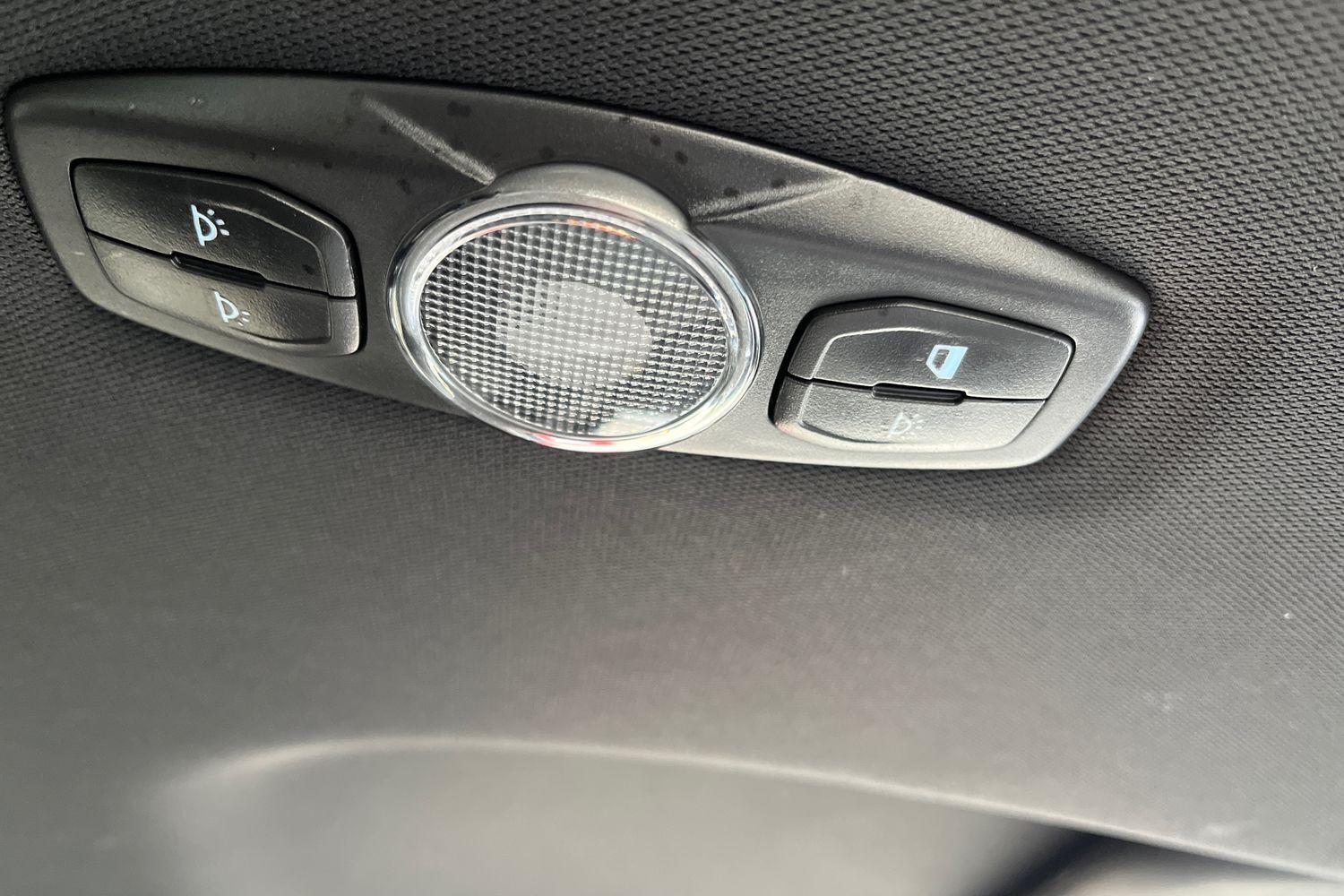 Ford KUGA Photo 35