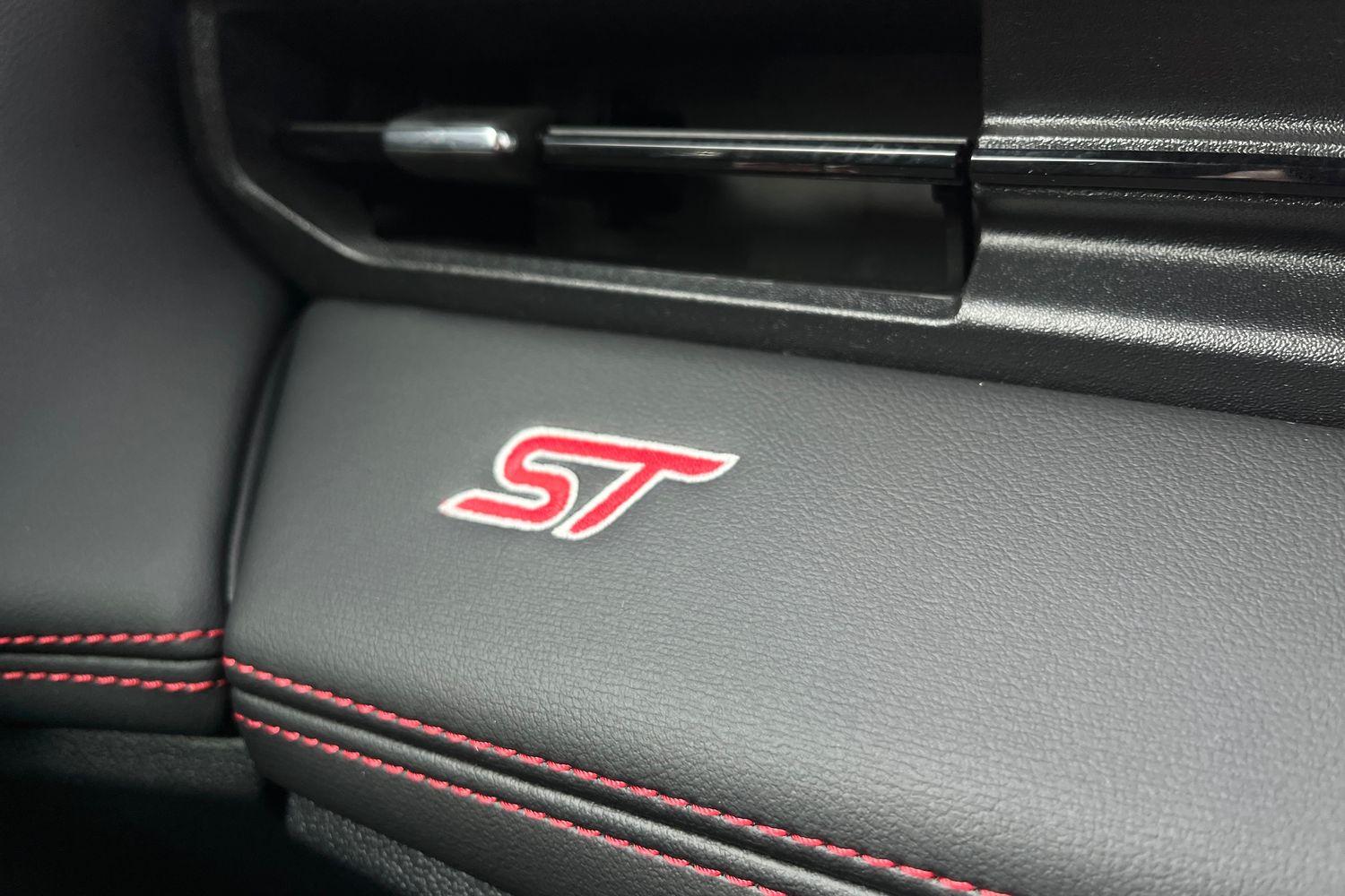 Ford Puma Photo 38