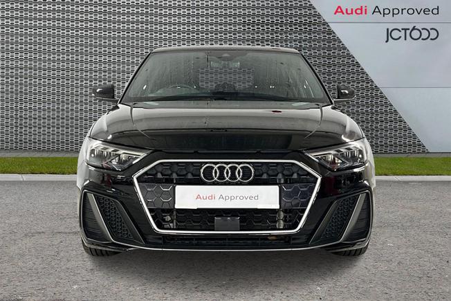 AUDI A1 Photo 8