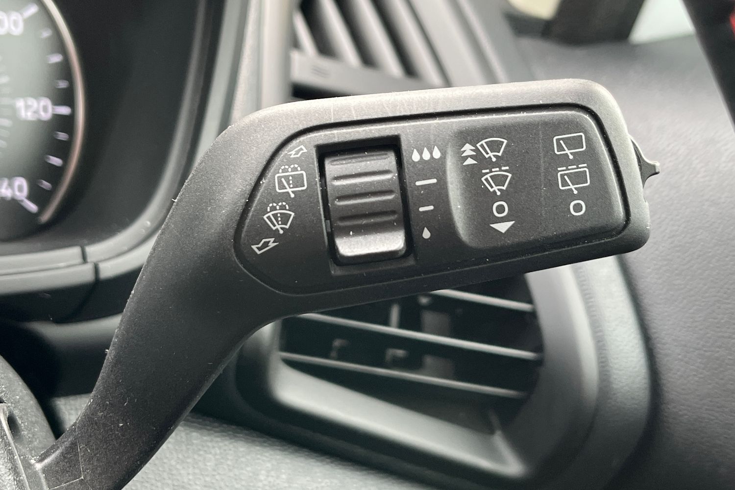 Ford EcoSport Photo 14