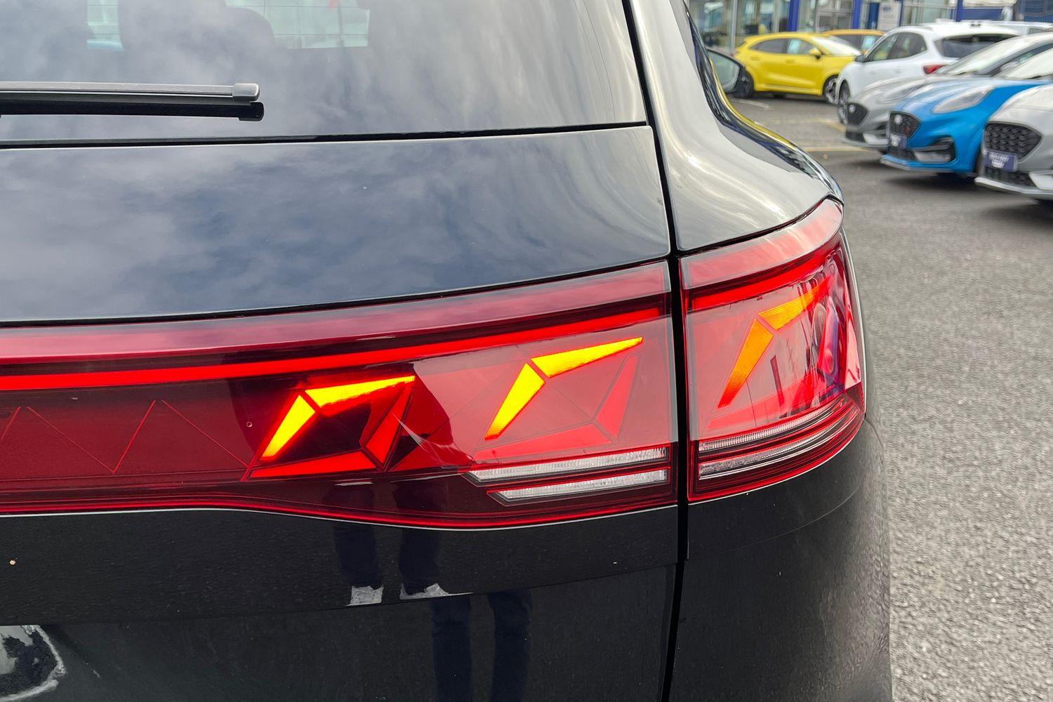 Volkswagen TOUAREG Photo 24