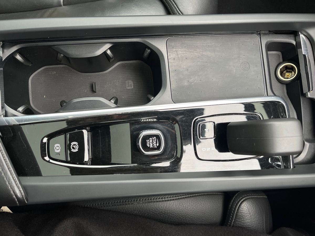 Volvo XC60 Photo 33