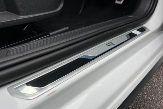 Volkswagen Polo Photo autoimg-f288420f38a7495ebf0c5aadf41f91856df3de2b.jpg