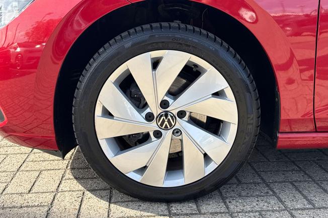 VOLKSWAGEN Golf Photo 23