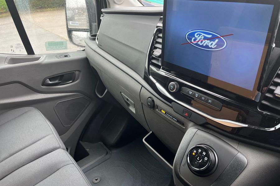 Ford E-TRANSIT Photo autoimg-f28a88faf87d9b659397fdf71d3a9eb9aecae599.jpg