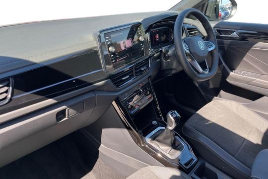 Volkswagen T-roc Photo autoimg-f2989ad63fc5a9cc65af961359e68a415b9d287a.jpg