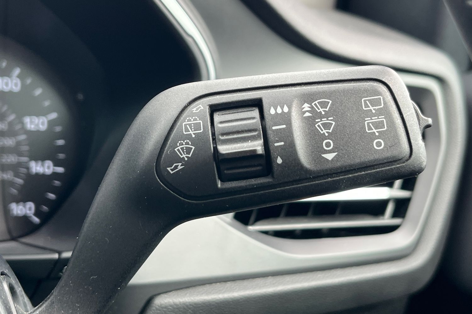 Ford FOCUS Photo 14