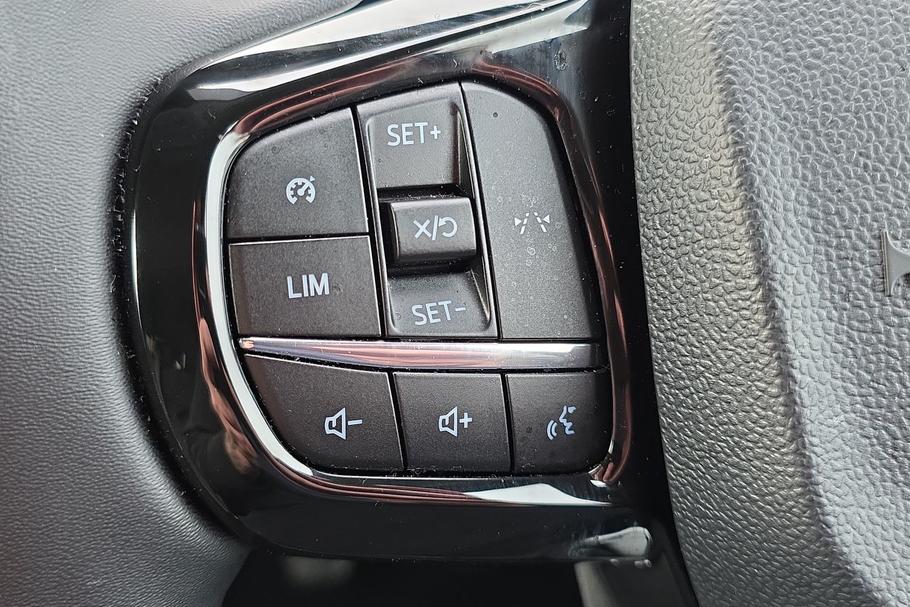 Used Ford TRANSIT CUSTOM YP75JHF 29