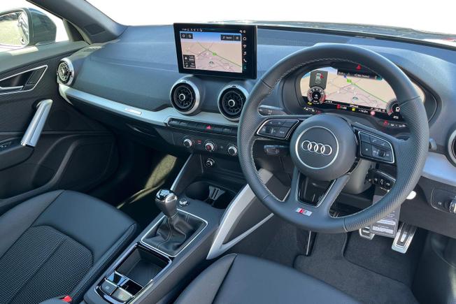 AUDI  Q2  Photo 6