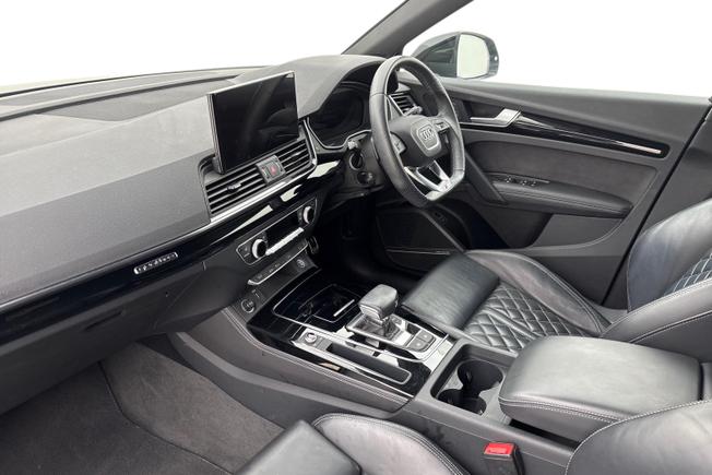AUDI Q5 Photo 2