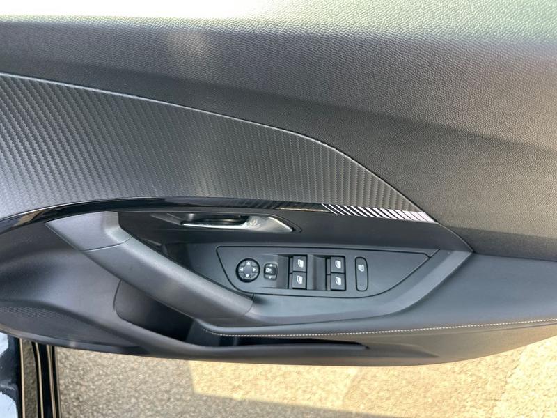 Used Peugeot 2008 MD24FHR 24