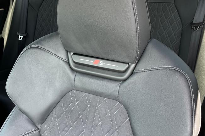 AUDI Q6 E-Tron Photo 47