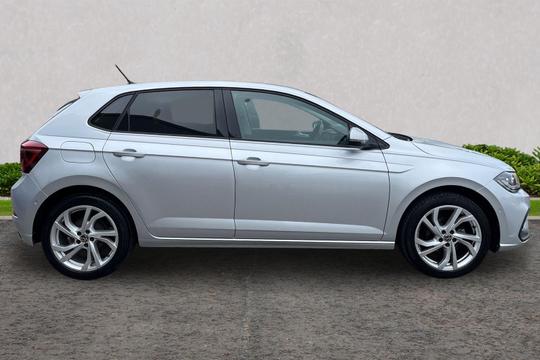 Volkswagen Polo Photo autoimg-f2aa41cd503d04d1125d001182ab836dd93d1ee2.jpg