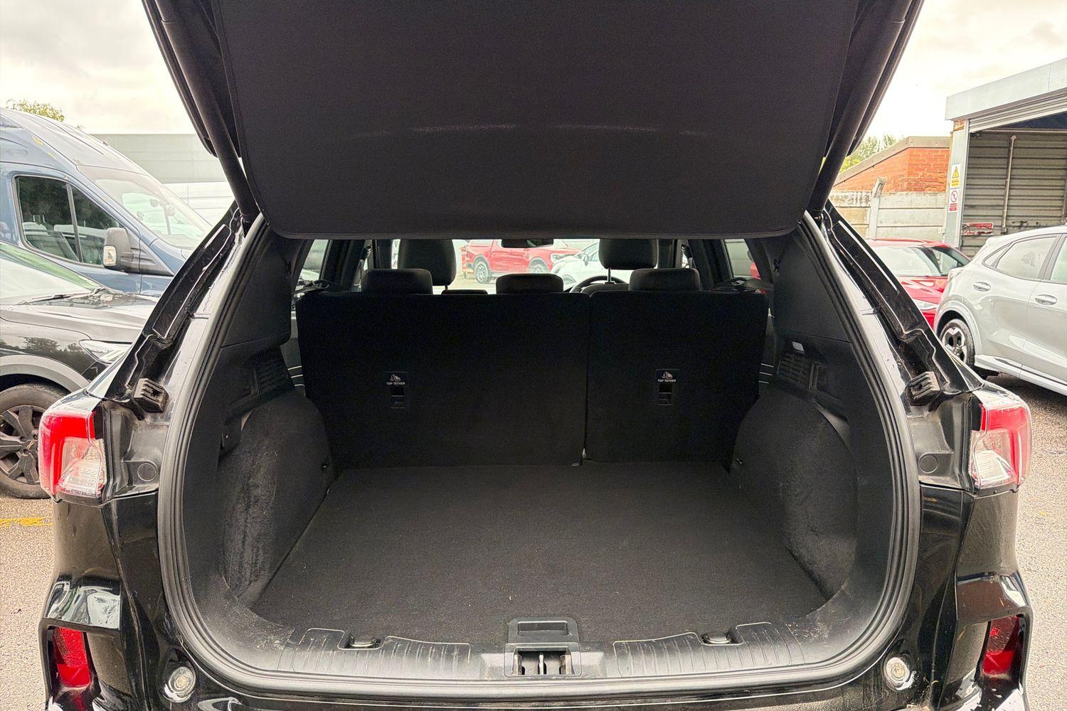 Ford KUGA Photo 20