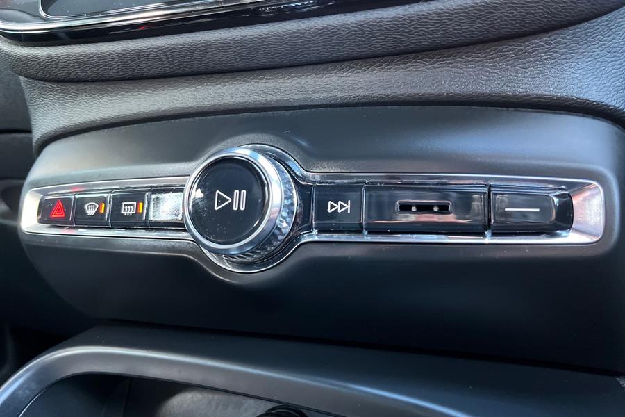 Volvo XC40 Photo autoimg-f2ad2f4d6964c7dffc74747d34b7f67fd6502aac.jpg
