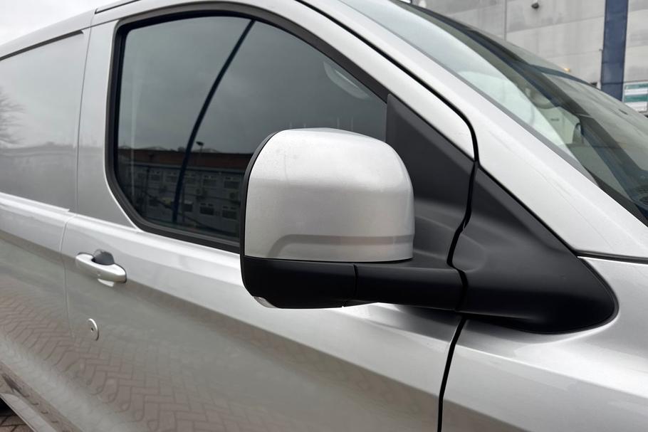 Used Ford TRANSIT CUSTOM 15