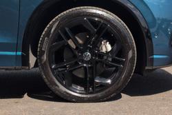 VOLKSWAGEN Tiguan Photo 5
