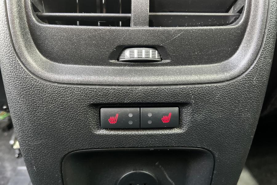 Ford KUGA Photo autoimg-f2b38872bda086b371c28b8c45478342de443c73.jpg