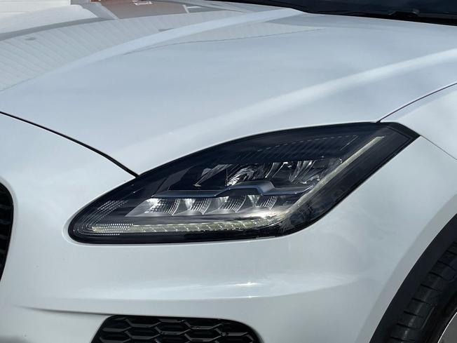 JAGUAR E-PACE Photo 19