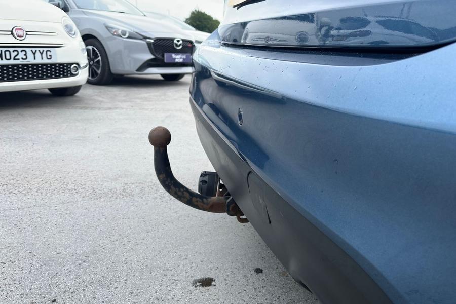 Ford FOCUS Photo autoimg-f2b81e2f84f15dee28769c29d0a1212546557e7d.jpg