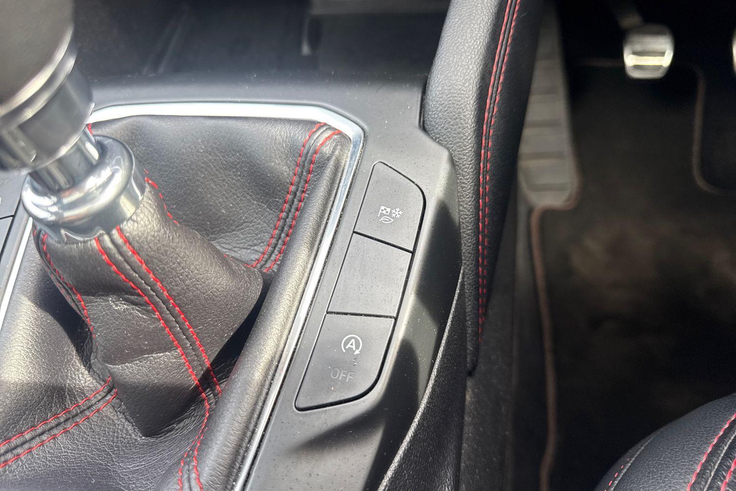 Ford KUGA Photo 32