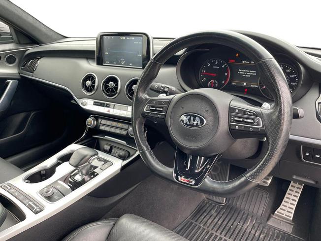 Kia Stinger Photo 6