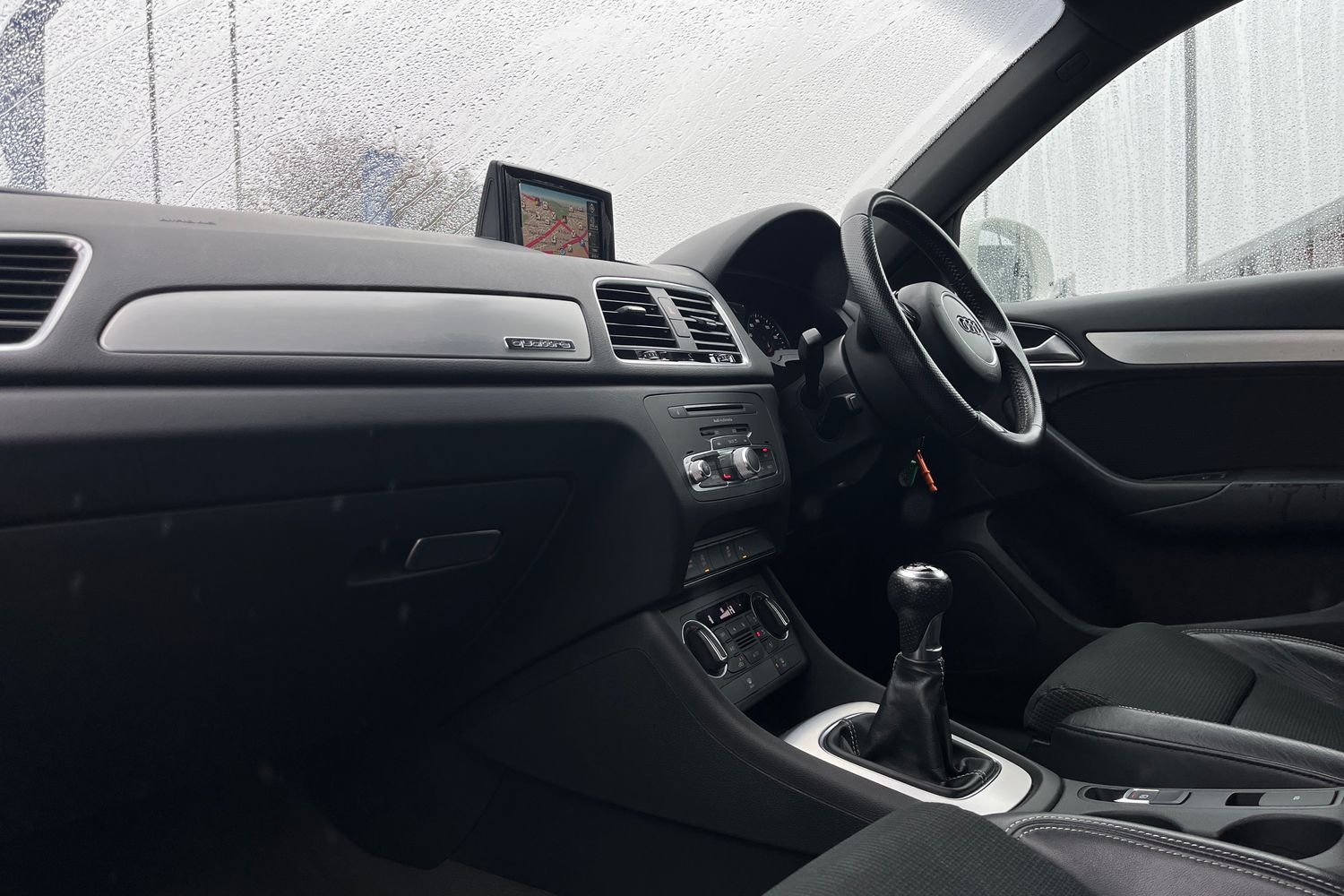 Audi Q3 Photo 17